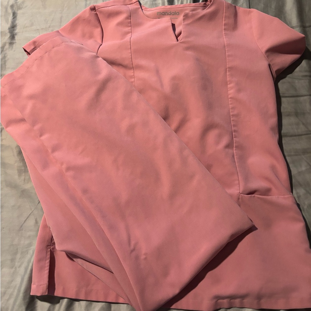 Mandala Pink Scrub Set